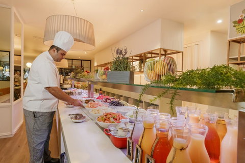 Pullman Brisbane King George Square - Food Delivery Shop 11