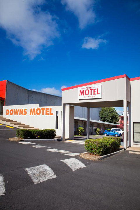 Downs Motel - Food Delivery Shop 1