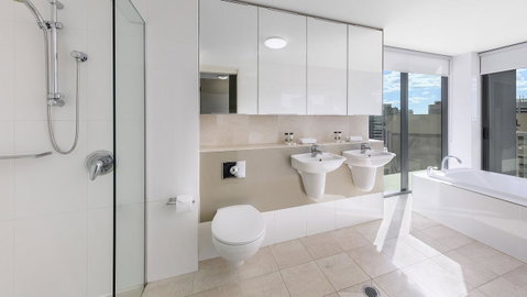Oaks Brisbane On Felix Suites - Food Delivery Shop 9