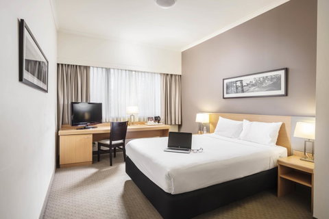 Hotel Indigo Brisbane City Centre, An IHG Hotel - Food Delivery Shop 13