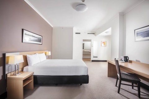 Hotel Indigo Brisbane City Centre, An IHG Hotel - Food Delivery Shop 6