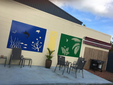 Black Marlin Motel - Food Delivery Shop 12