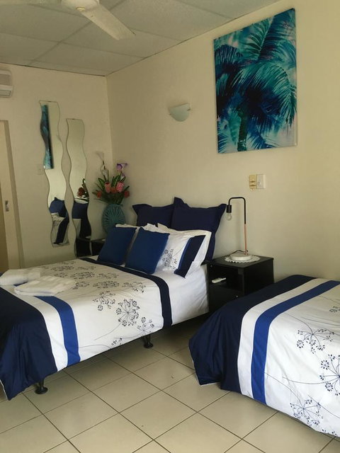 Black Marlin Motel - Food Delivery Shop 0