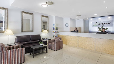 Oaks Brisbane River City Suites - Food Delivery Shop 4