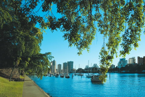 Oaks Brisbane River City Suites - Food Delivery Shop 15