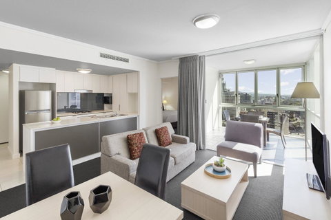 Apartments @ 108 Albert - Food Delivery Shop 21