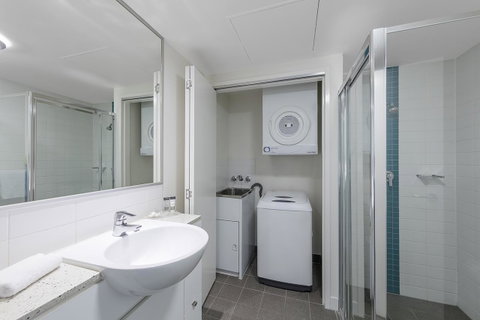 Apartments @ 108 Albert - Food Delivery Shop 31