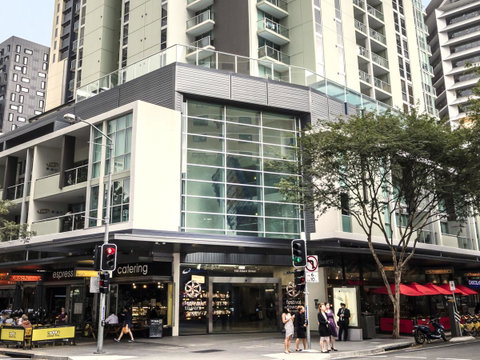 Apartments @ 108 Albert - Food Delivery Shop 13