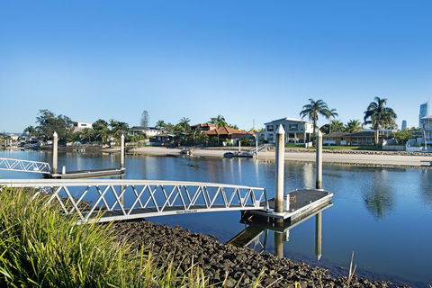 ULTIQA Freshwater Point Resort - Food Delivery Shop 32