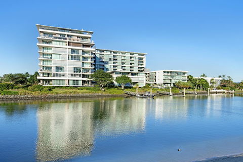 ULTIQA Freshwater Point Resort - Food Delivery Shop 35