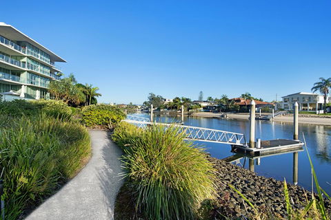 ULTIQA Freshwater Point Resort - Food Delivery Shop 20