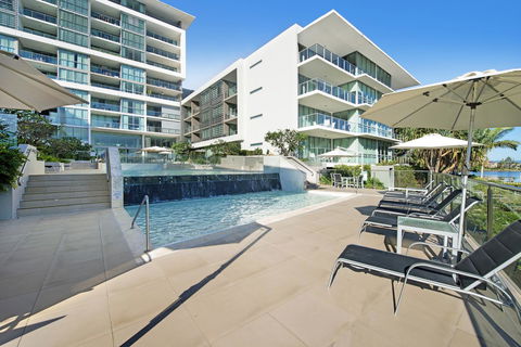 ULTIQA Freshwater Point Resort - Food Delivery Shop 0