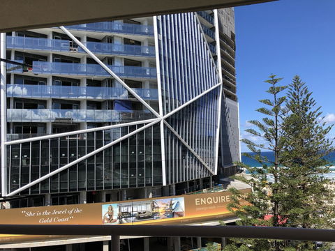 Wharf Boutique Apartments - Food Delivery Shop 25