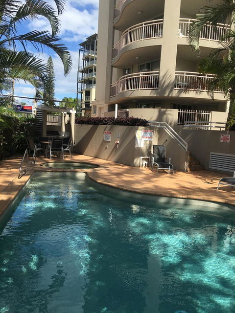 Wharf Boutique Apartments - Food Delivery Shop 32