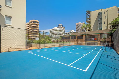 Wharf Boutique Apartments - Food Delivery Shop 16