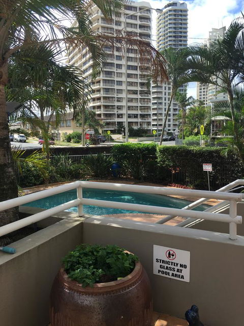 Wharf Boutique Apartments - Food Delivery Shop 36
