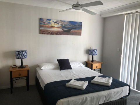 Wharf Boutique Apartments - Food Delivery Shop 30