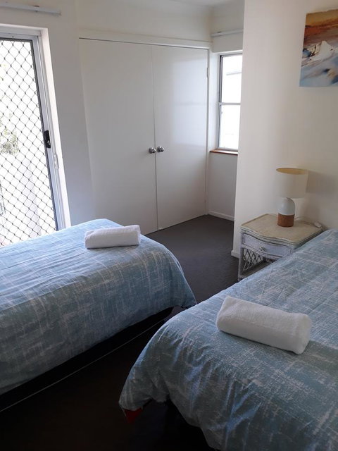 Pandanus Coolum Beach - Food Delivery Shop 21