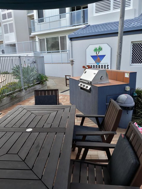 Pandanus Coolum Beach - Food Delivery Shop 1