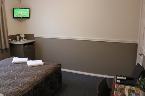 City Motor Inn - Food Delivery Shop 11