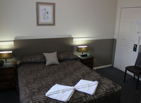 City Motor Inn - Food Delivery Shop 10
