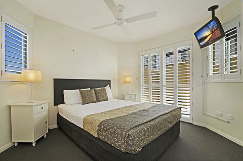 Malibu Apartments - Food Delivery Shop 6