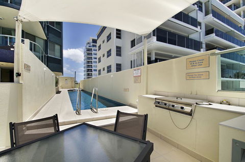 Malibu Apartments - Food Delivery Shop 21