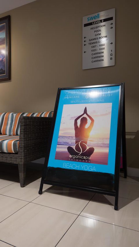 Swell Resort Burleigh Heads - Food Delivery Shop 25