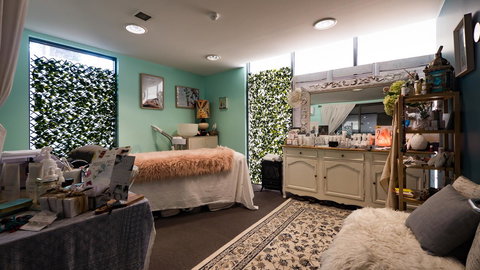 Swell Resort Burleigh Heads - Food Delivery Shop 22