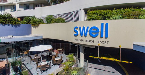 Swell Resort Burleigh Heads - Food Delivery Shop 13
