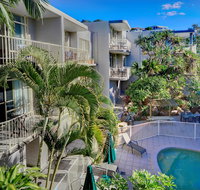 Surf Dance Apartments - Food Delivery Shop
