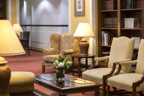 Adina Apartment Hotel Brisbane Anzac Square - Food Delivery Shop 1