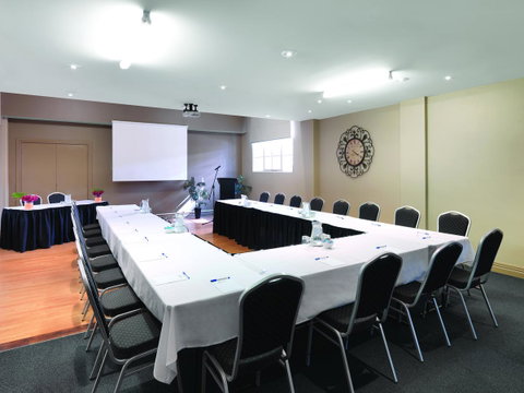 Adina Apartment Hotel Brisbane Anzac Square - Food Delivery Shop 16