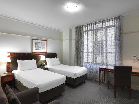 Adina Apartment Hotel Brisbane Anzac Square - Food Delivery Shop 3