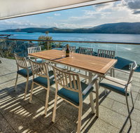 Waves 5 Luxury 3 Bedroom Breathtaking Ocean Views Central Location - Food Delivery Shop