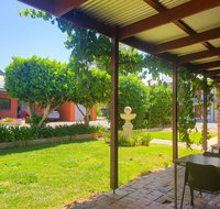 Wentworth Central Motor Inn - Food Delivery Shop
