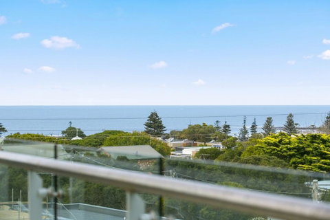 Whitewater Apartments, Australia - Food Delivery Shop 2