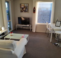 Whole storey 2 BedroomsKitchenLiving room in Glen Waverley - Food Delivery Shop