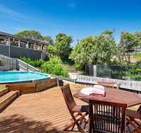 Willowdene with pool spa tennis court and fireplace - Food Delivery Shop