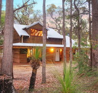 Woodstone Kookaburra Cottage - Food Delivery Shop