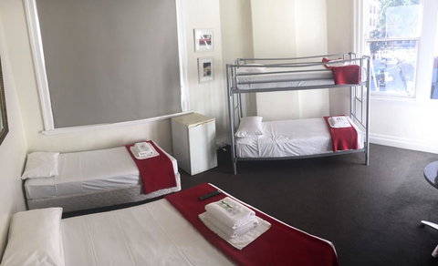 Wynyard Hotel - Pet Food Australia 2