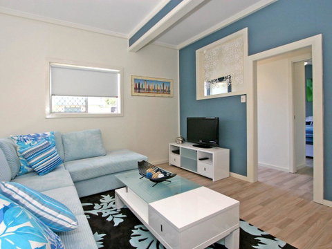 Yamba Daze - Sunrise - Pet Friendly - Food Delivery Shop 1