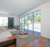 YARINGA - Retreat Style Accomodation with Swimming Pool - Food Delivery Shop
