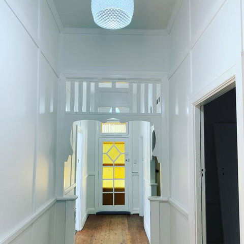 Yellow Door House Adelong - Food Delivery Shop 3