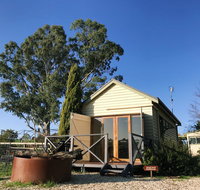 Yea Wood Duck Cabin - Food Delivery Shop