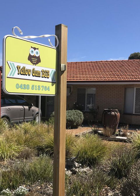 Yellow Gum Bed And Breakfast - Food Delivery Shop 3