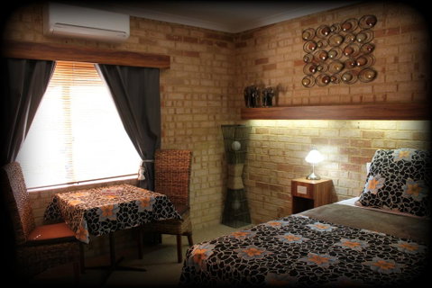 York's Boutique Motel - Food Delivery Shop 2
