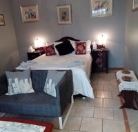York's Lookout Lodge Bed And Breakfast - Food Delivery Shop