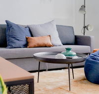 Your home on Smith St Collingwood With Parking - Food Delivery Shop