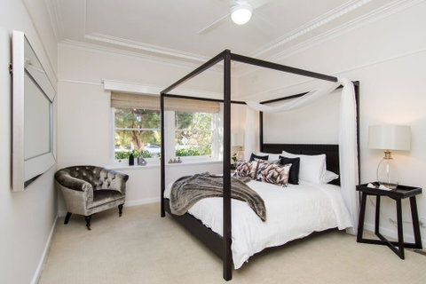 Hillsborough - Luxury, Boutique Accommodation - Food Delivery Shop 0